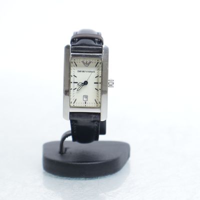 Emporio Armani second hand | Shop second hand online easily on 
